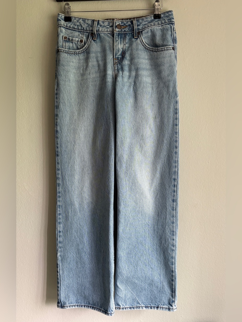 Levi’s Low Loose Straight Leg Jeans Light Wash